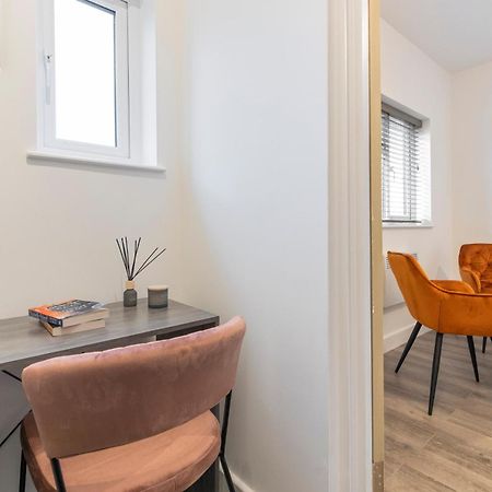 Beautiful-Cosy-King Sized Bed Flat 3 Min Walk To Tube Station Apartment London Luaran gambar